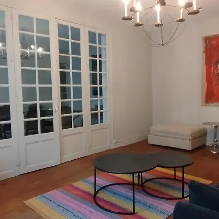 74, Chez Moune Et Mabo