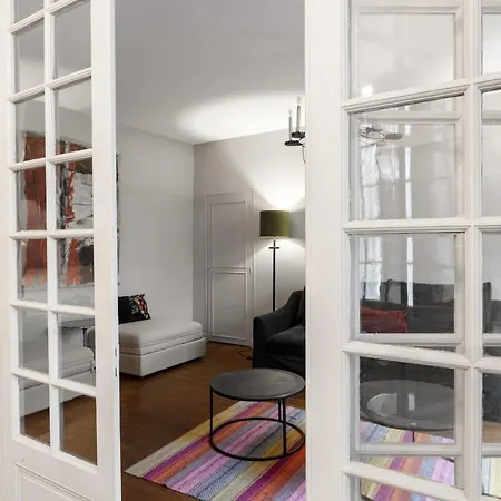 74, Chez Moune Et Mabo *