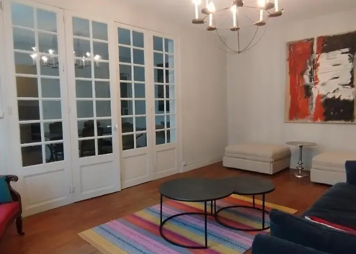 74, Chez Moune Et Mabo