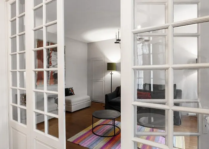 74, Chez Moune Et Mabo *